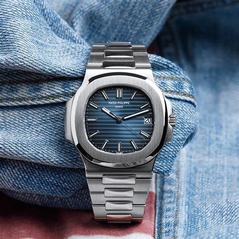 patek philippe nautilus 5711 original price|Patek Philippe Nautilus jumbo 5711.